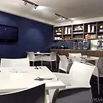 Canberra Parklands Central Apartment Hotel Official 